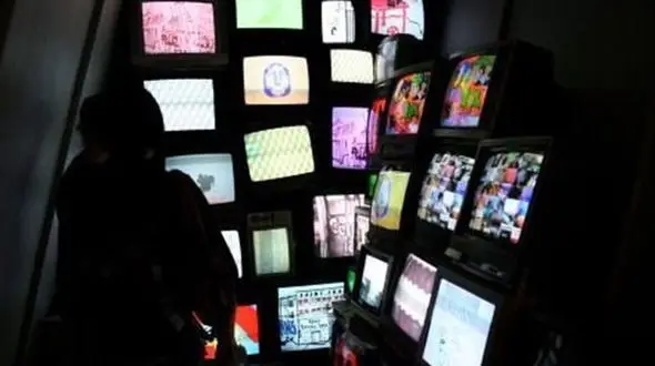 ماجرای پخش فیلم زن برهنه در شبکه سلامت صدا و سیما /خاطیان برکنار شدند