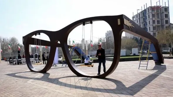 طراحان جوان، شهر گلپایگان را زیبا می کنند + فیلم 