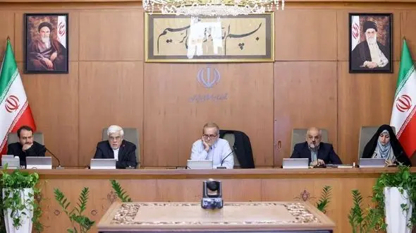  کاهش مالیات بر ارزش افزوده برخی کالاها از جمله کالاهای اساسی و نهاده‌ها از ۱۰ به ۱ درصد