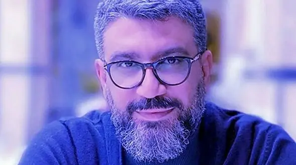 این عکس رضا رشیدپور در آغوش خواننده معروف ترکیه ای کار دستش داد !