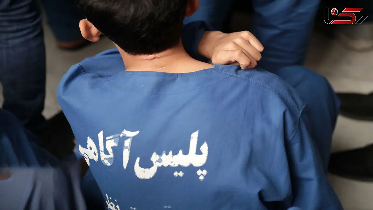 آبروی دختر کرمانی با عکس های منشوری اش رفت
