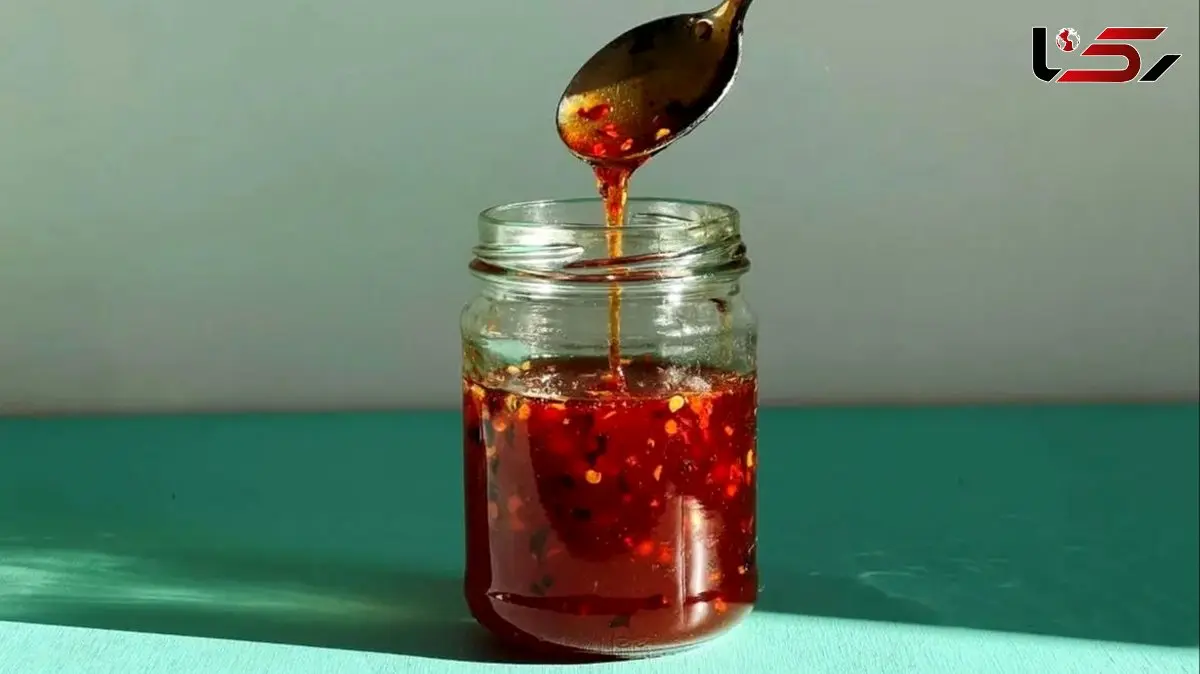 چرا چاشنی تند و شیرین سال 2025 اینقدر پرطرفدار شده است؟