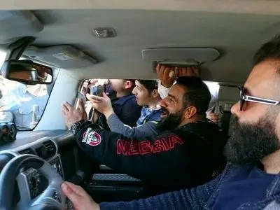 فیلم/ نگاهی به ماشین لندکروز هوش پران و لوکس هادی چوپان که همه آرزوشو دارن/ گرگ پارسی سوار بر هواپیمای رویاهایش