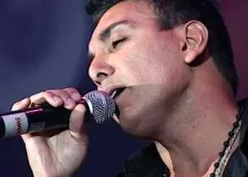 دانلود آهنگ باشکوه شادمهر عقیلی / هی هوا بدتر شد