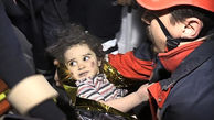 نجات معجزه‌ آسای دختربچه 2 ساله ترکیه ای از زیر آوار پس از 88 ساعت + عکس