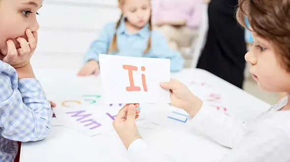 معجزه آموزش آسان و سریع زبان انگلیسی به کودکان با متدهای پیشرفته