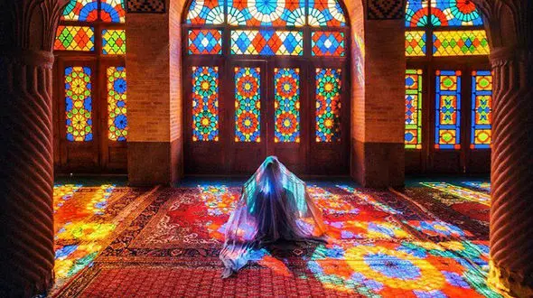 عکس‌های دختر روس از جاذبه‌های تاریخ ایران