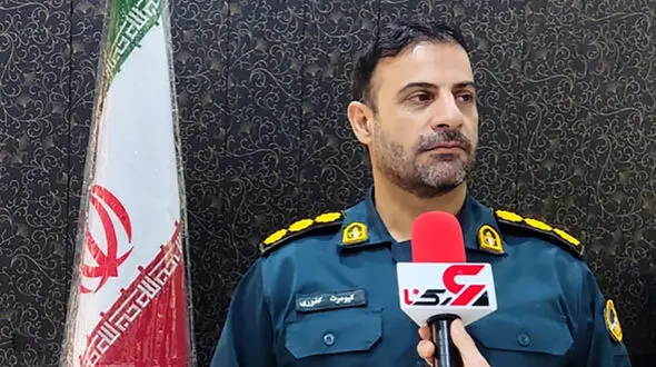 6 پسر و یک دختر آبادان را بهم ریختند / گنده لات های تخریب گر جلوی پلیس زانو زدند