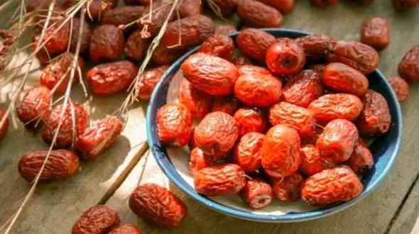 کاهش وزن با یک میوه خشک