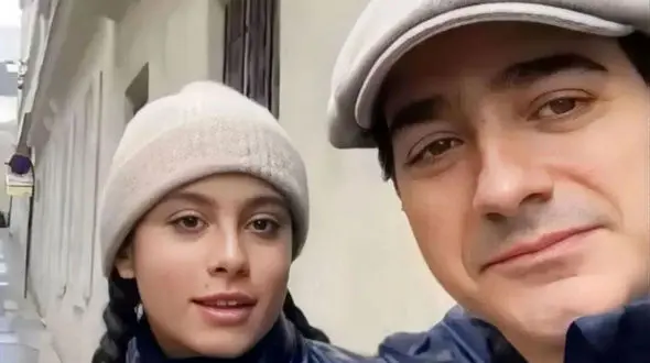 فیلم /  همایون شجریان : من و دخترم بزودی سوپرایز یزرگی خواهیم داشت / قراره ...