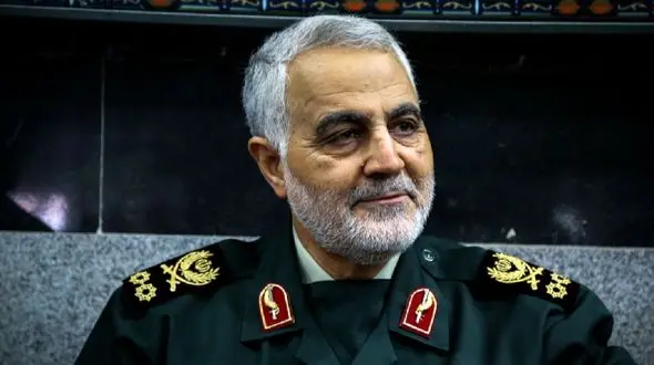 عکس؛ سفر در زمان؛ «سرلشکر باقری، سردار سلیمانی و عزیز جعفری» در طبیعت؛ دهه 60