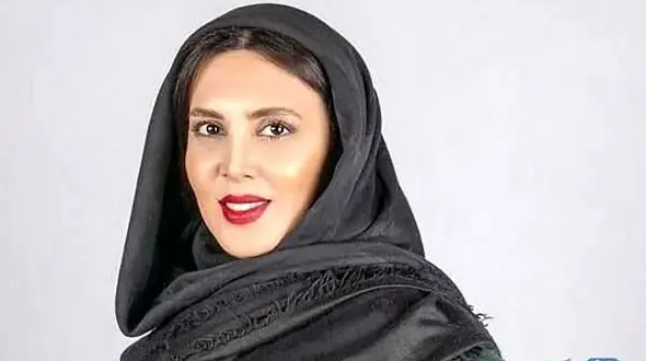 لیلا بلوکات سه قلو است ؟ / عکس خانم بازیگر و 2 خواهرش زیر برج ایفل !