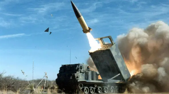 فوری / حمله اوکراین با موشک‌های دوربرد «اَتکَمز» به روسیه+ مشخصات فنی موشک «اَتکَمز»