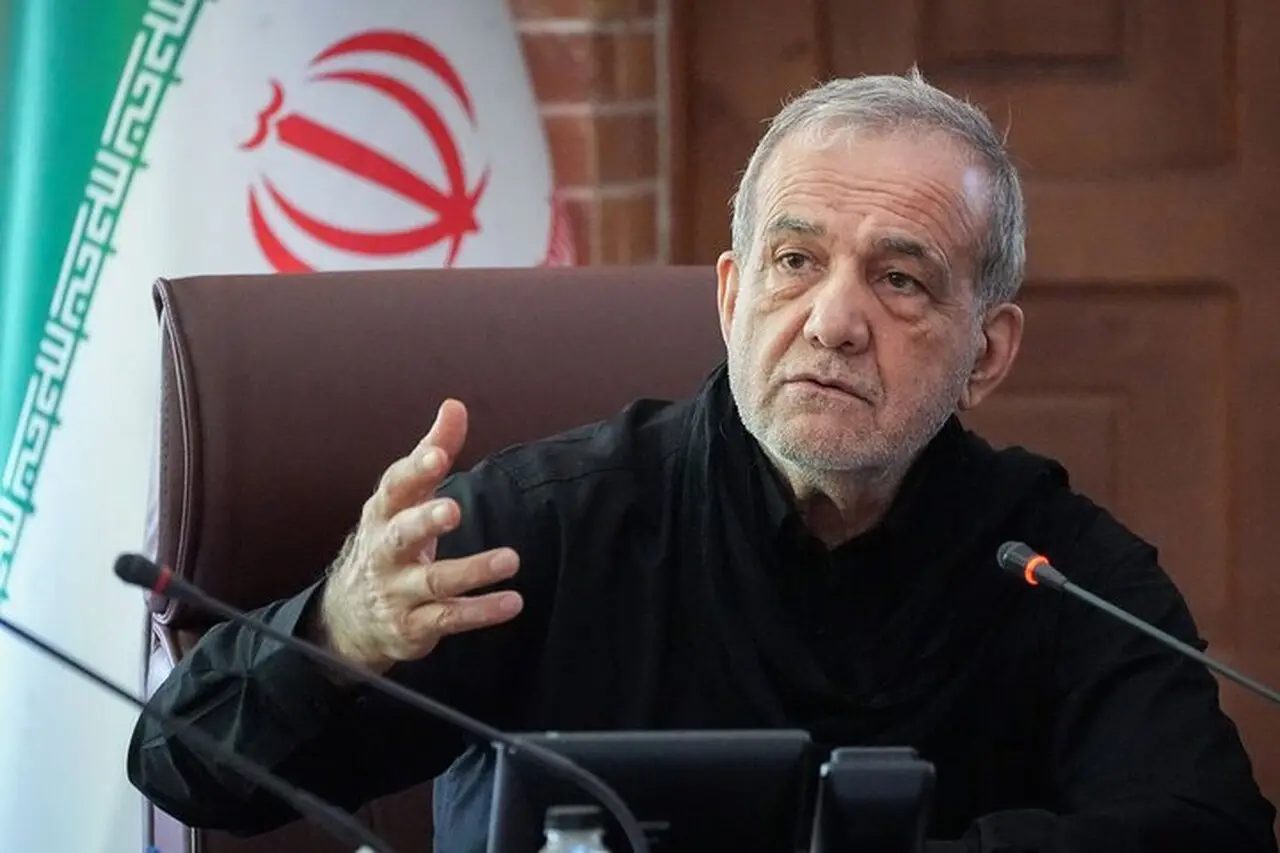 دولت وفاق ملی در کنار نیروهای مسلح و ملت ایران ایستاده است