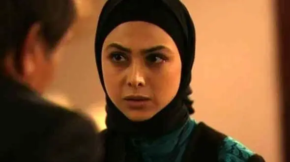 ظاهر جنجالی آزاده صمدی در برج میلاد