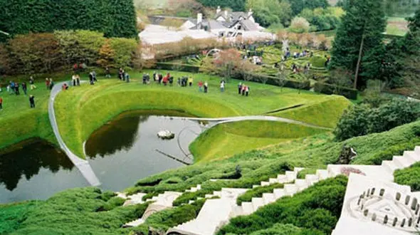 در سفر به اسکاتلند به این باغ زیبا سری بزنید!