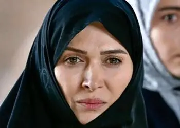 عکس ها / تفاوت چشمگیر چهره واقعی اعظم کبودیان بازیگر محجبه سریال طوبی با چهره اش خارج سریال / مجموعه عکس های چهره واقعی مادر طوبی پربازدید شد