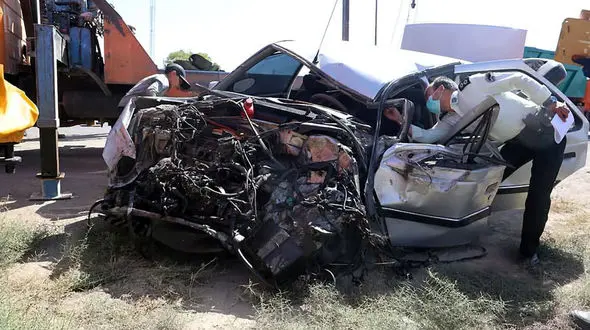 تصادف هولناک پژو 405  در مشهد + عکس 