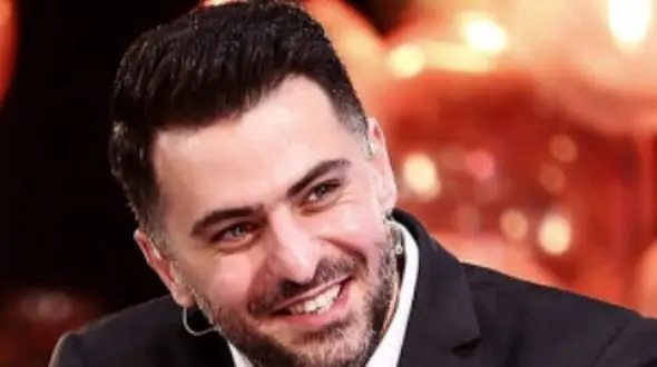 وقتی علی ضیا وسط برنامه هوس رپ خوندن میکنه!/ موزیک ویدئو