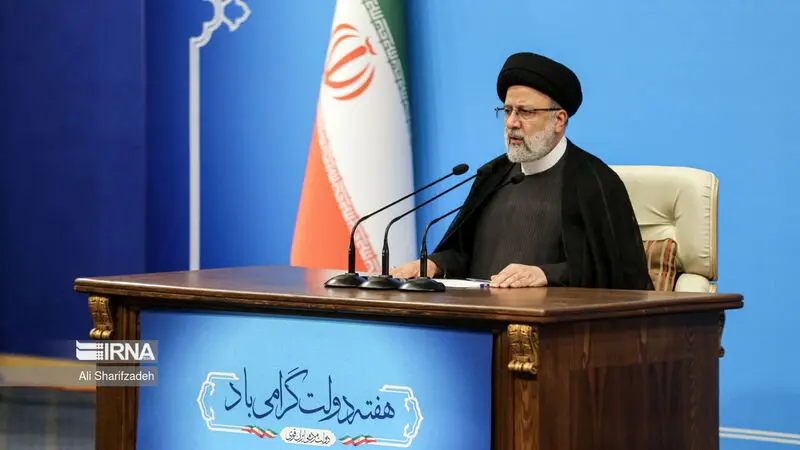 سید ابراهیم رئیسی رئیس‌جمهوری در نشست خبری که صبح سه‌شنبه ۷ شهریور ۱۴۰۲ به مناسبت هفته دولت در سالن اجلاس سران