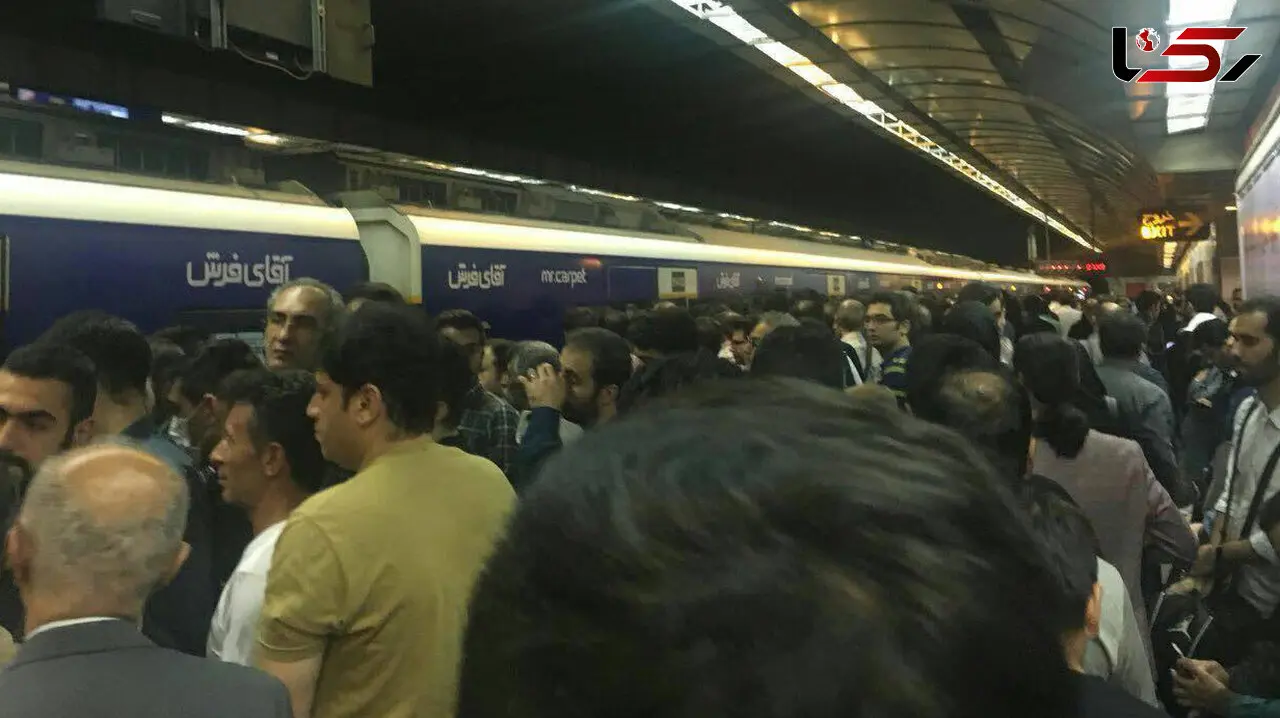 اختلال در خط 2 متروی تهران +عکس