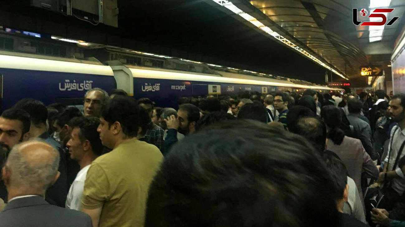 اختلال در خط 2 متروی تهران +عکس