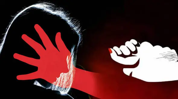 زن چشم آبی کرکس بود! / آزار شیطانی دختری توسط پسر 14 ساله ! + عکس