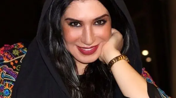 گفتگو رکنا با فروغ فرخزاد تئاتر ایران / ما هم آنلاینی شدیم