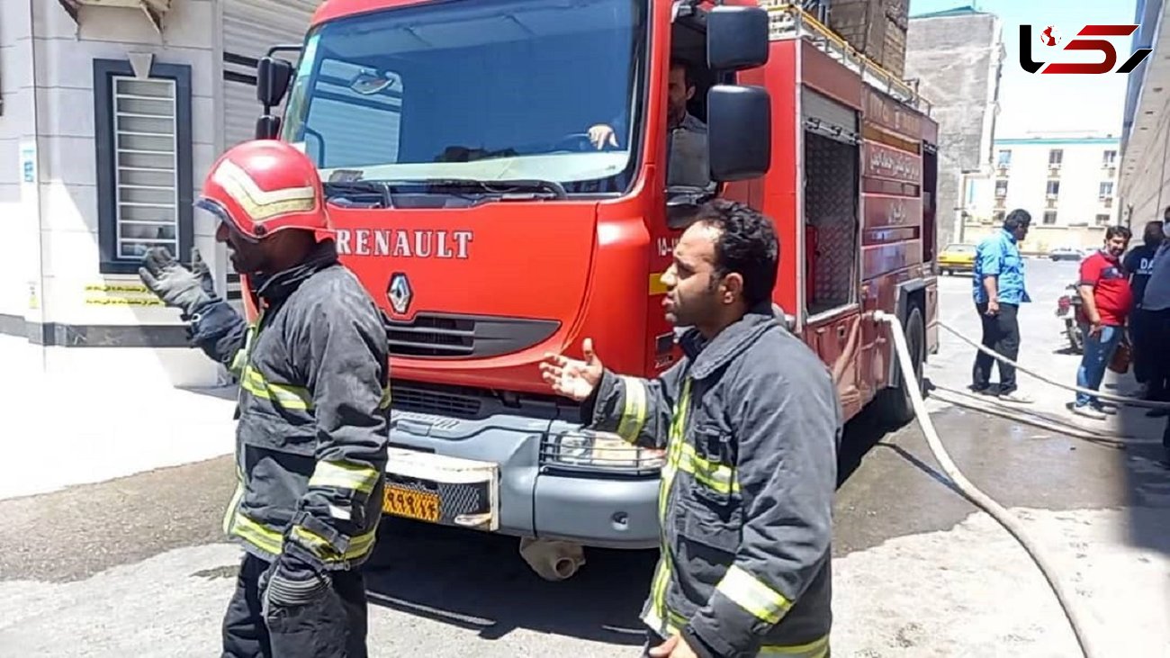 مهار آتش سوزی مجتمع تجاری تفریحی مادر در دزفول