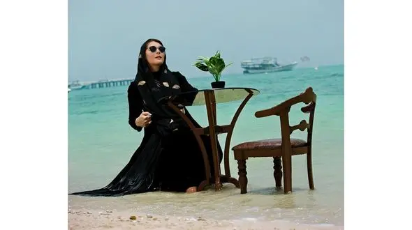 لاله اسکندری مدل یک برند تبلیغات مبلمان شد + عکس