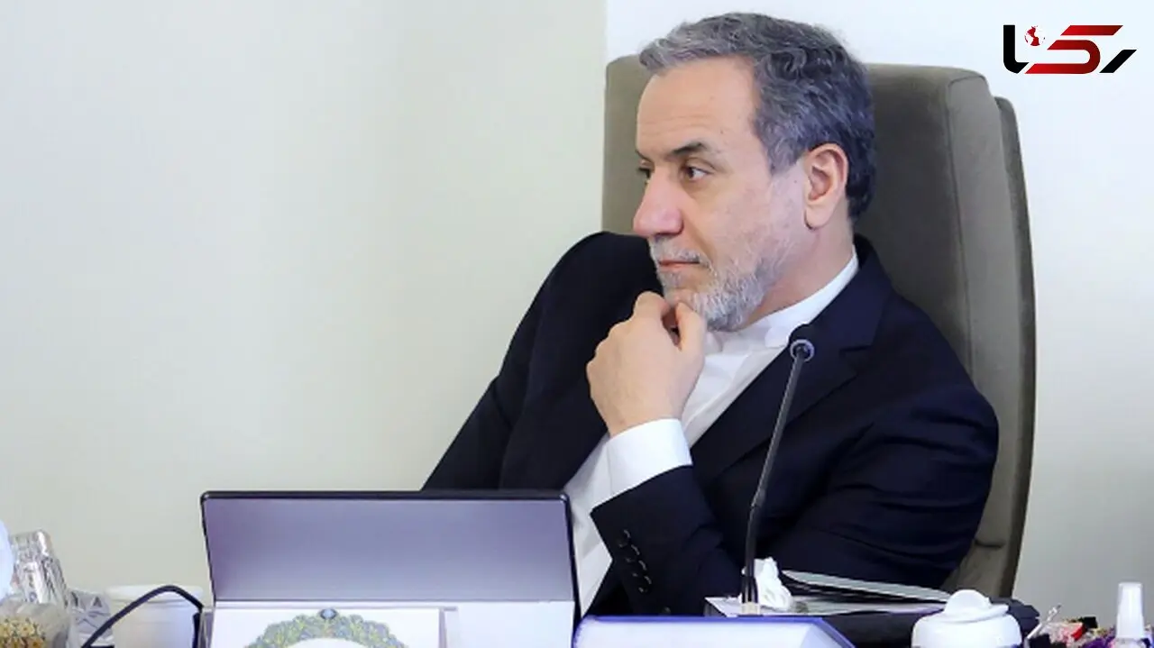 تخریب عراقچی توسط تندروهای داخلی با انتشار تصویر جعلی از مجله ایتالیایی! + عکس