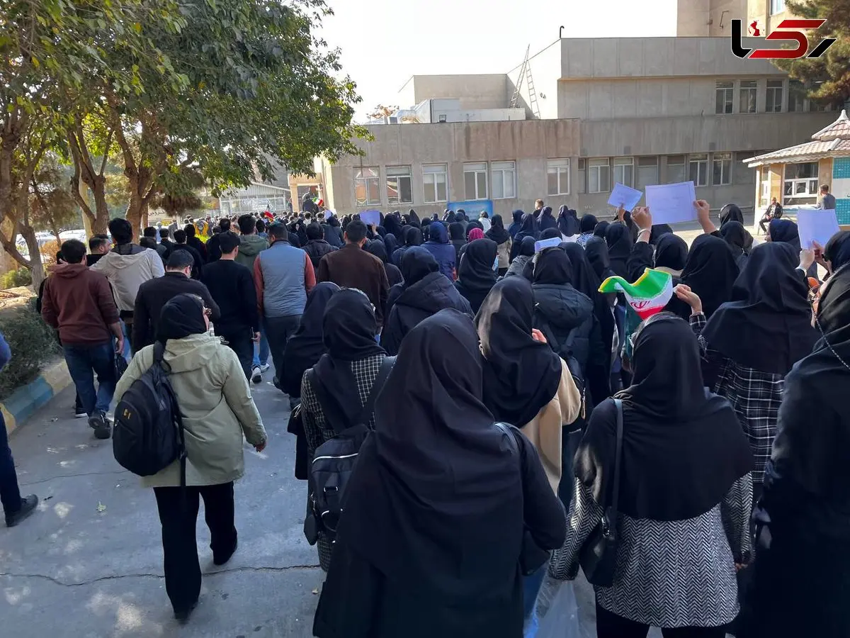 راهپیمایی پرستاران و کادر درمان مشهد در اعتراض به معوقات و تبعیض‌های مزدی