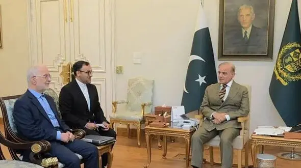 دیدار وزیر کشور ایران با نخست‌وزیر پاکستان در اسلام‌آباد