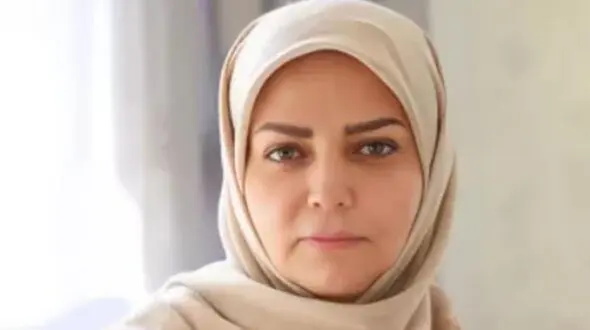 مجری محبوب دهه شصت در محل کار جدید فوق لاکچری و خفنش خارج از صداوسیما !!