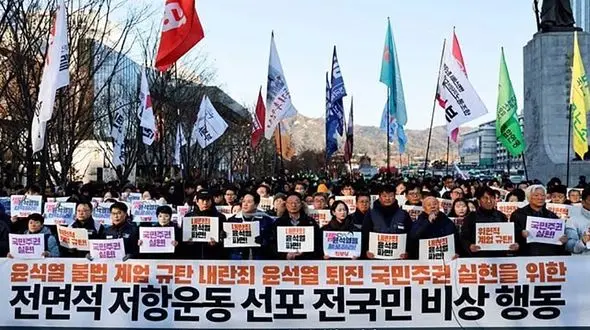 لحظه‌به‌لحظه با تحولات کره‌جنوبی / احتمال دستگیری و استیضاح رئیس‌جمهور کره جنوبی