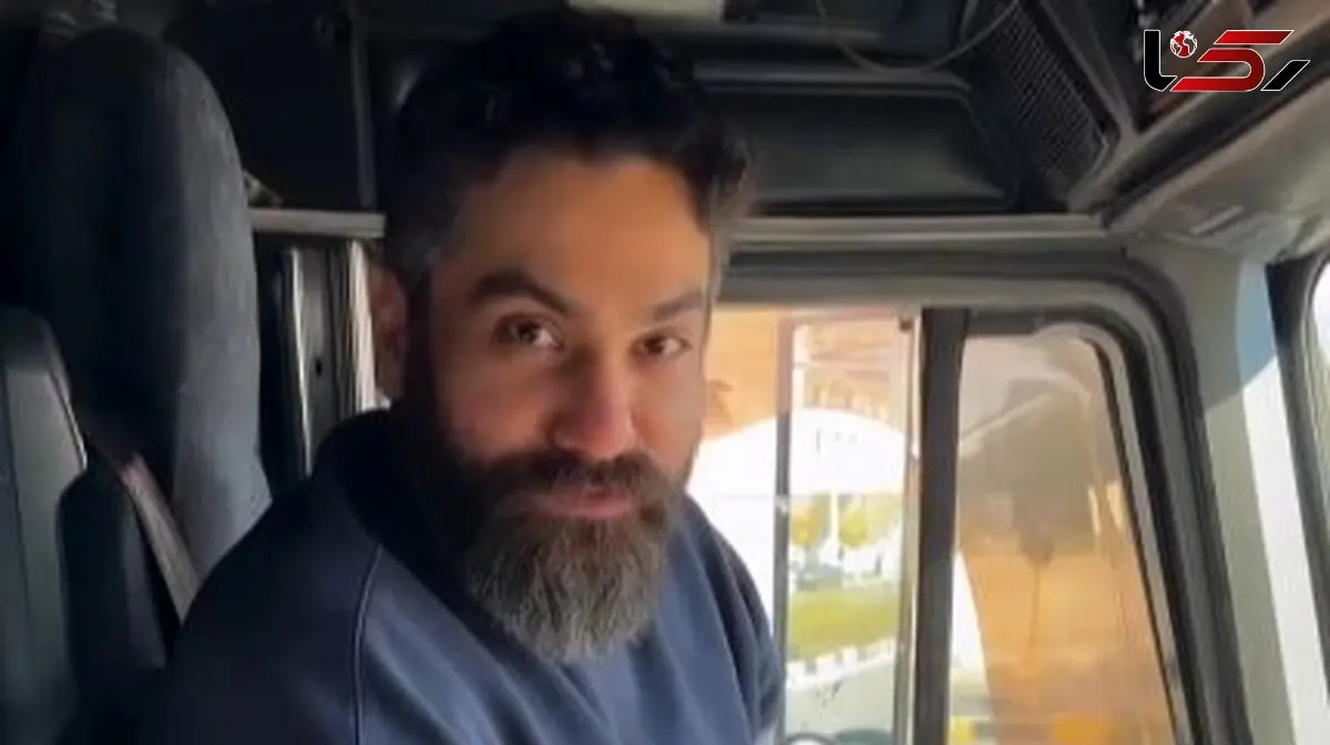 فیلم/ ادای احترام به پدر در مراسم سالگردش به سبک علی زندوکیلی/ حضور کنار مزار با ماشین سنگینِ ماک!