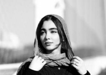 قاب دو نفره نیکا و عمو ارسطور در پشت صحنه سریال پایتخت + عکس 