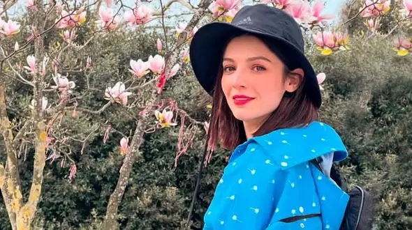 بهار اومد گُلا وا شد / دختر خوشگل تاسیان از استایل گل‌گلی بهارش رونمایی کرد + عکس های مهسا حجازی