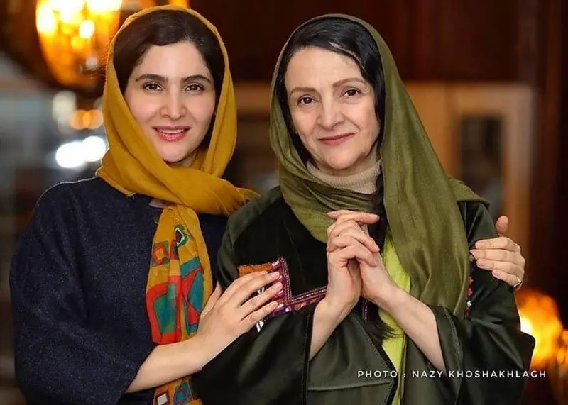 گلاب آدینه و نورا هاشمی