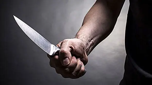 قتل زن مطلقه با 17 ضربه چاقوی مرد کینه جو ! / دروبین ها فیلم صحنه قتل را شکار کردند