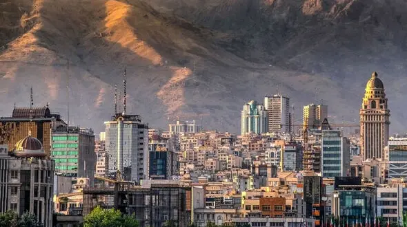 جدول عجیب قیمت خانه در آجودانیه