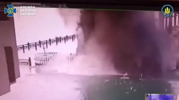 دومین حمله اوکراین در آستانه مذاکرات؛ حمله به پل کریمه با ۱۱۰۰ کیلو ماده منفجره