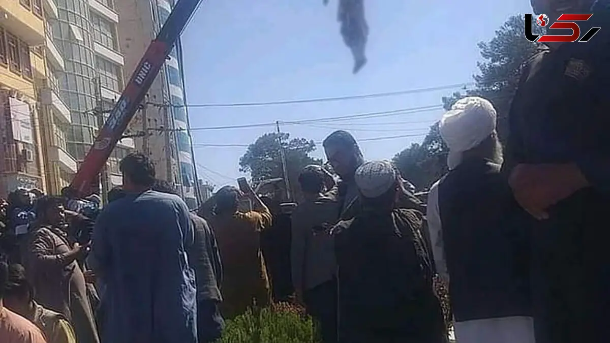 ناگفته های اعدام 4 افغان در ملاعام توسط طالبان / جزئیات اتهام + عکس
