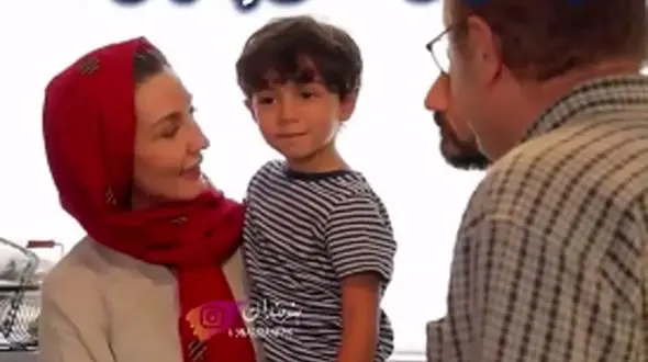 خانم بازیگر با شنیدن صدای پسرش احساساتی شد