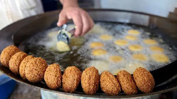 ساندویچ باگتی برای پولدارها، ساندویچ لواشی برای بی پول ها!