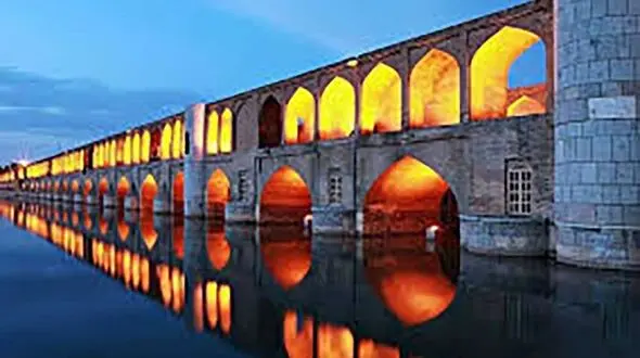 مرمت سی و سه پل آغاز شد