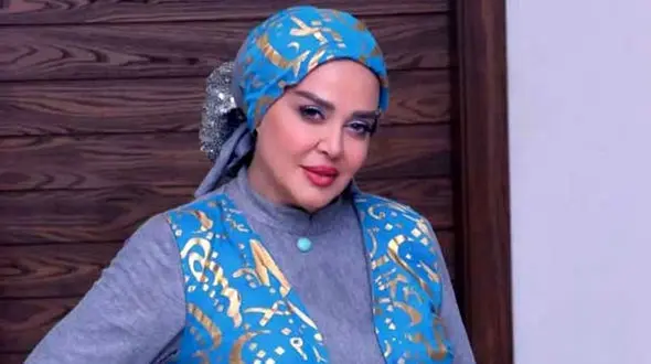 بهاره رهنما با 8کیلو طلا در مراسم رسمی در ایران+عکس