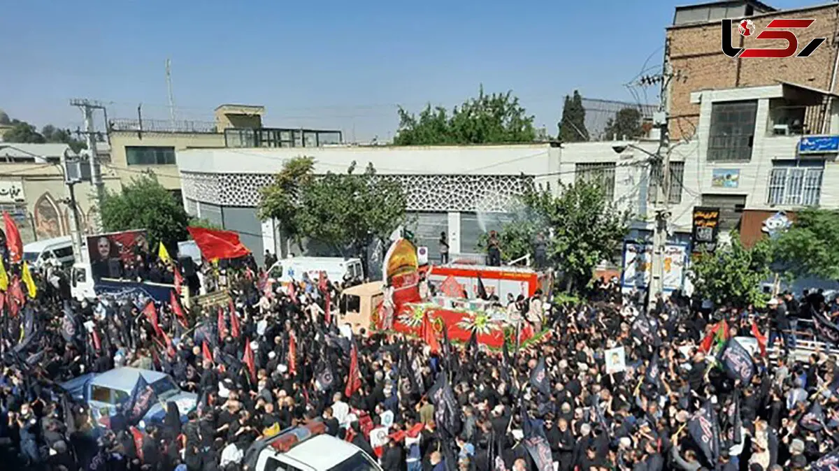 شیرازی ها پیکر سردار مقاومت را در روز عاشورا تا گلزار شهدا بدرقه کردند