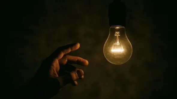 وقتی وزیر نیرو آسمان را مقصر قطعی برق می‌داند/ سقوط نظام انرژی در غیاب برنامه‌ریزی پایدار/ سیستم فرسوده در برابر خشکسالی 