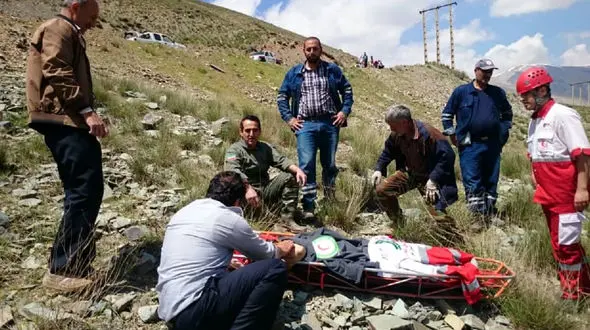 سقوط زن 30 ساله هنگام سلفی گرفتن + عکس